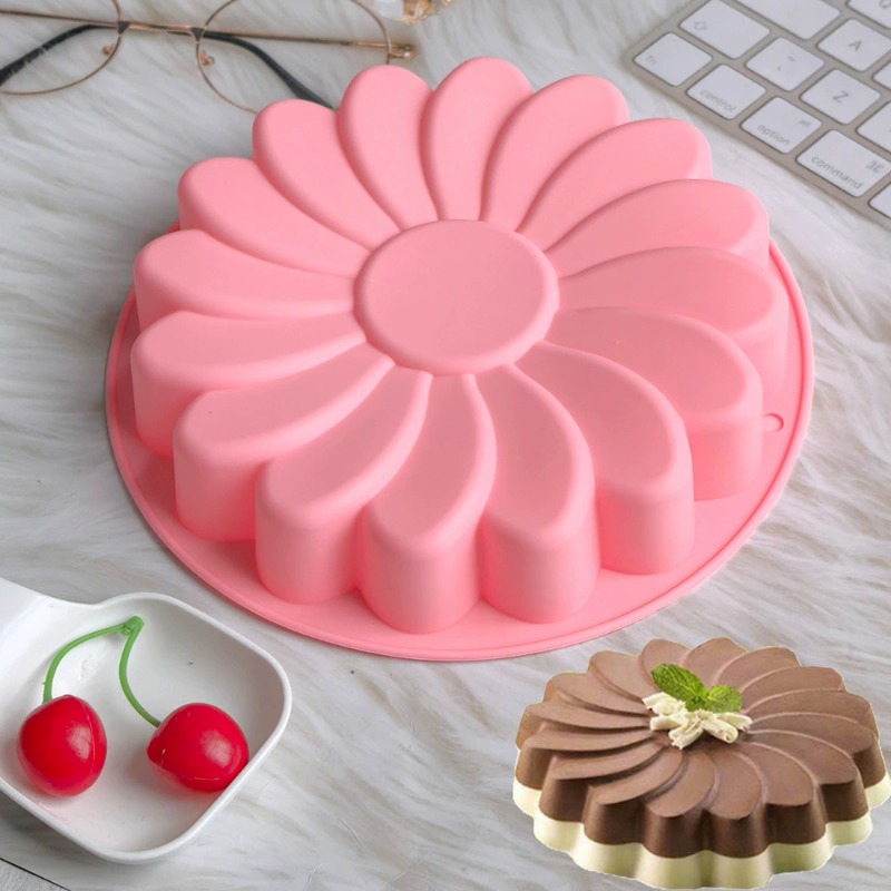 Kitchen And Baking Equipment - Silicone Whirlwind Petal Shaped Baking Tray